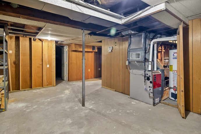 719 Parkside, ROCKFORD, Illinois 61108, 3 Bedrooms Bedrooms, ,2 BathroomsBathrooms,House,For Sale,Parkside,202601182