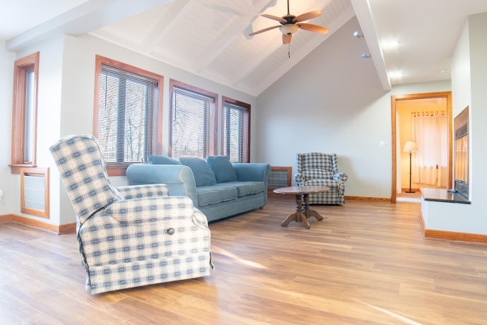 18 Lookout, GALENA, Illinois 61036, 7 Bedrooms Bedrooms, ,7 BathroomsBathrooms,House,For Sale,Lookout,202601192