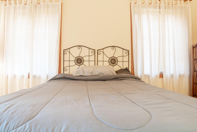 18 Lookout, GALENA, Illinois 61036, 7 Bedrooms Bedrooms, ,7 BathroomsBathrooms,House,For Sale,Lookout,202601192