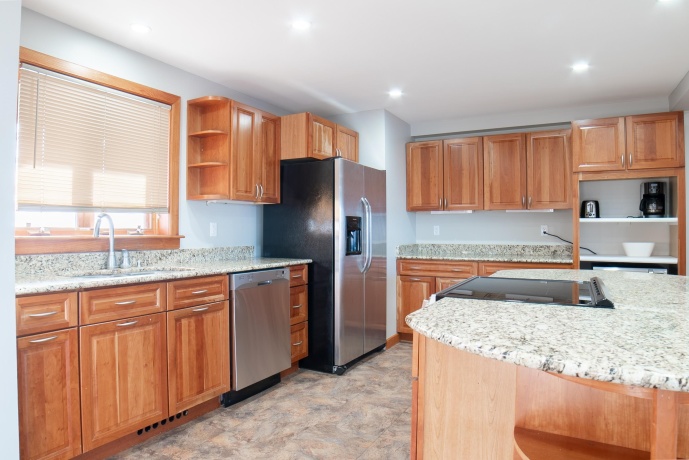 18 Lookout, GALENA, Illinois 61036, 7 Bedrooms Bedrooms, ,7 BathroomsBathrooms,House,For Sale,Lookout,202601192