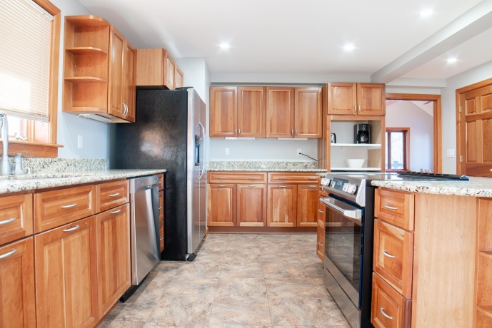 18 Lookout, GALENA, Illinois 61036, 7 Bedrooms Bedrooms, ,7 BathroomsBathrooms,House,For Sale,Lookout,202601192