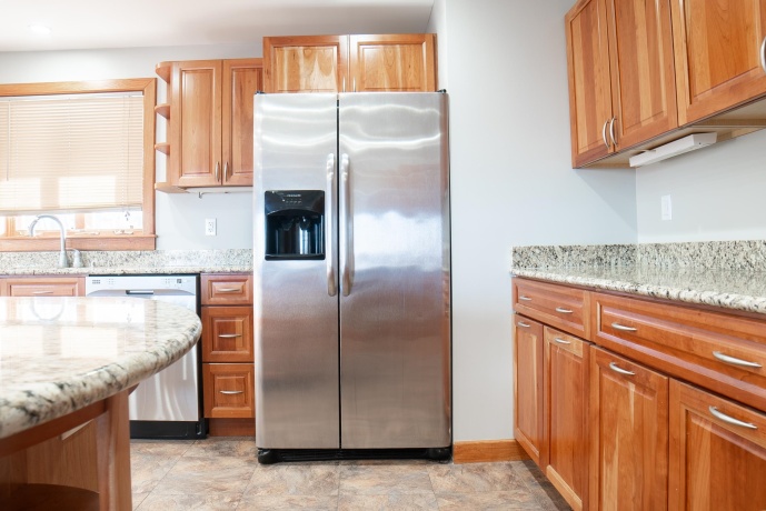 18 Lookout, GALENA, Illinois 61036, 7 Bedrooms Bedrooms, ,7 BathroomsBathrooms,House,For Sale,Lookout,202601192