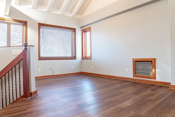 18 Lookout, GALENA, Illinois 61036, 7 Bedrooms Bedrooms, ,7 BathroomsBathrooms,House,For Sale,Lookout,202601192