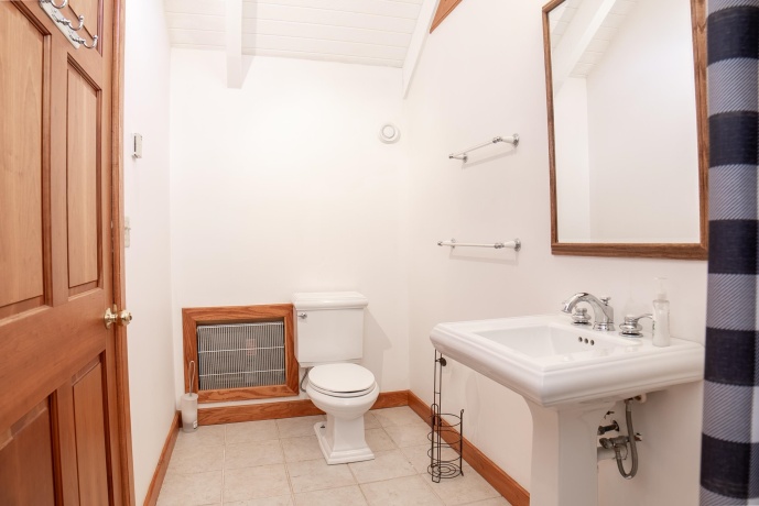 18 Lookout, GALENA, Illinois 61036, 7 Bedrooms Bedrooms, ,7 BathroomsBathrooms,House,For Sale,Lookout,202601192