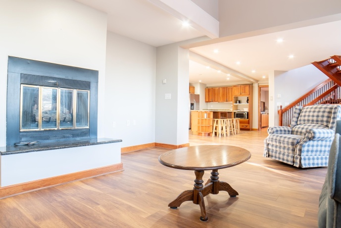 18 Lookout, GALENA, Illinois 61036, 7 Bedrooms Bedrooms, ,7 BathroomsBathrooms,House,For Sale,Lookout,202601192