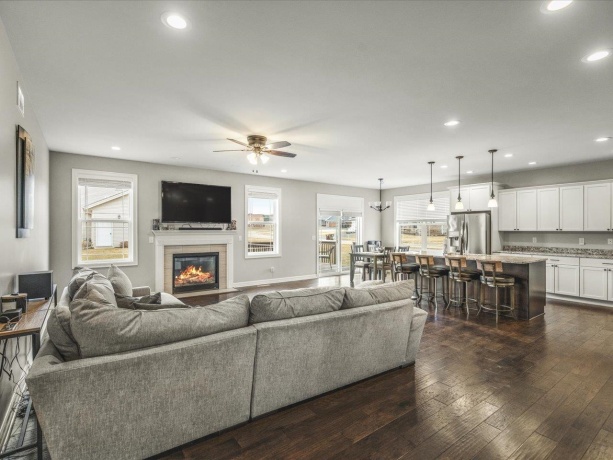 11740 River Hills, ROCKTON, Illinois 61072, 3 Bedrooms Bedrooms, ,2 BathroomsBathrooms,House,For Sale,River Hills,202601194