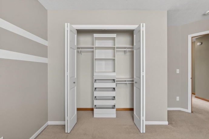 2043 Derby, BELVIDERE, Illinois 61008, 3 Bedrooms Bedrooms, ,1 BathroomBathrooms,Condominium,For Sale,Derby,202601199