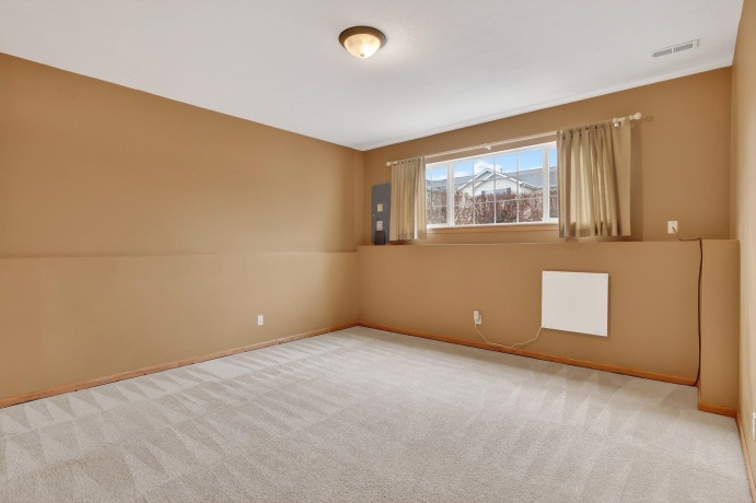 2043 Derby, BELVIDERE, Illinois 61008, 3 Bedrooms Bedrooms, ,1 BathroomBathrooms,Condominium,For Sale,Derby,202601199