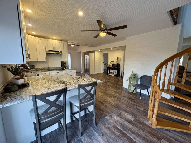 436 Hubbard, WINSLOW, Illinois 61089, 3 Bedrooms Bedrooms, ,1 BathroomBathrooms,House,For Sale,Hubbard,202601052