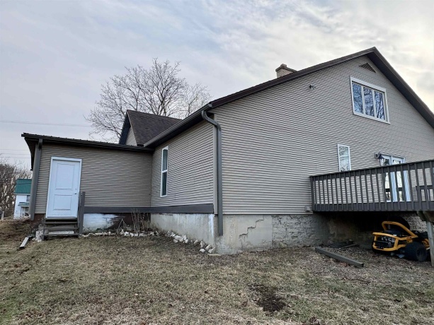 436 Hubbard, WINSLOW, Illinois 61089, 3 Bedrooms Bedrooms, ,1 BathroomBathrooms,House,For Sale,Hubbard,202601052