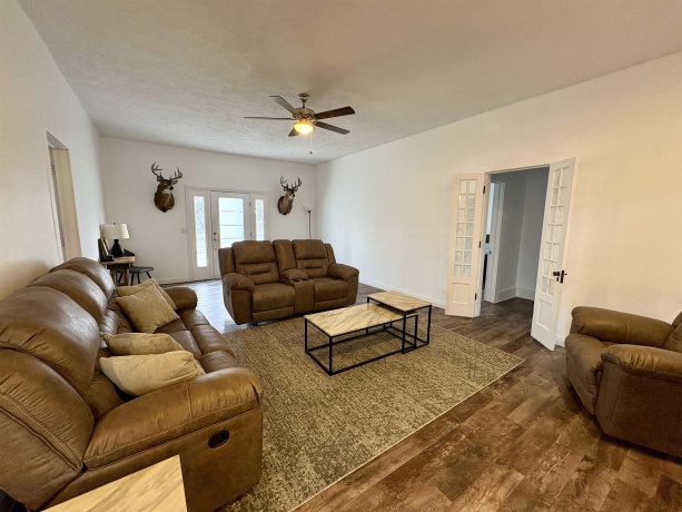 436 Hubbard, WINSLOW, Illinois 61089, 3 Bedrooms Bedrooms, ,1 BathroomBathrooms,House,For Sale,Hubbard,202601052