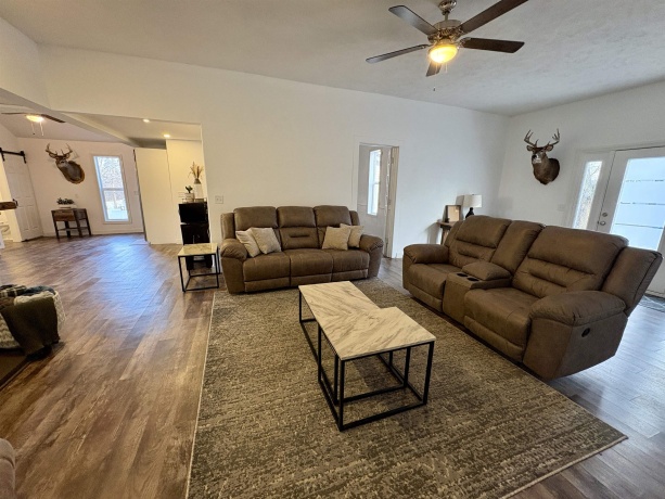 436 Hubbard, WINSLOW, Illinois 61089, 3 Bedrooms Bedrooms, ,1 BathroomBathrooms,House,For Sale,Hubbard,202601052