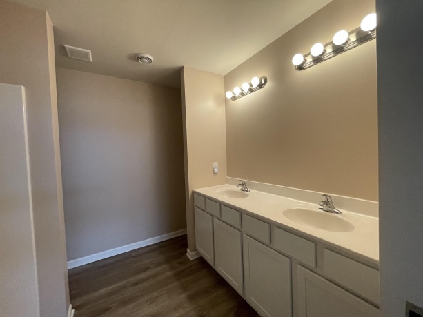 4489 Squaw Valley, LOVES PARK, Illinois 61111, 2 Bedrooms Bedrooms, ,2 BathroomsBathrooms,Condominium,For Sale,Squaw Valley,202601201