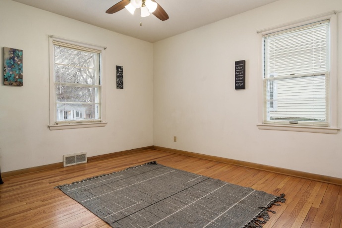 1316 25th, ROCKFORD, Illinois 61108, 2 Bedrooms Bedrooms, ,2 BathroomsBathrooms,House,For Sale,25th,202601203