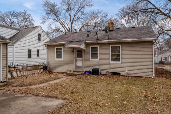1316 25th, ROCKFORD, Illinois 61108, 2 Bedrooms Bedrooms, ,2 BathroomsBathrooms,House,For Sale,25th,202601203