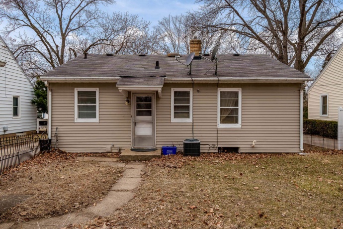 1316 25th, ROCKFORD, Illinois 61108, 2 Bedrooms Bedrooms, ,2 BathroomsBathrooms,House,For Sale,25th,202601203