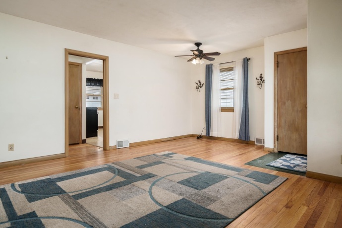 1316 25th, ROCKFORD, Illinois 61108, 2 Bedrooms Bedrooms, ,2 BathroomsBathrooms,House,For Sale,25th,202601203