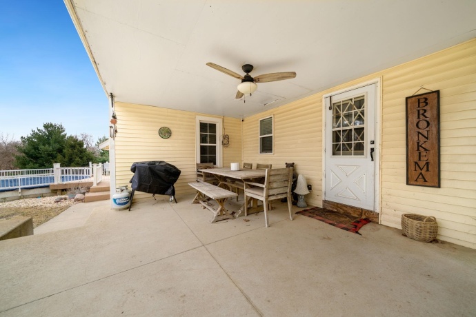 8701 Main, LEAF RIVER, Illinois 61047, 2 Bedrooms Bedrooms, ,1 BathroomBathrooms,House,For Sale,Main,202601206