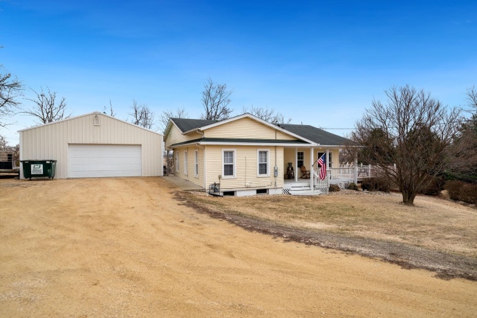 8701 Main, LEAF RIVER, Illinois 61047, 2 Bedrooms Bedrooms, ,1 BathroomBathrooms,House,For Sale,Main,202601206