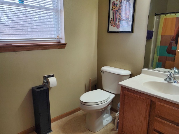 814 Cambridge, ROCKFORD, Illinois 61102, 3 Bedrooms Bedrooms, ,1 BathroomBathrooms,House,For Sale,Cambridge,202600781