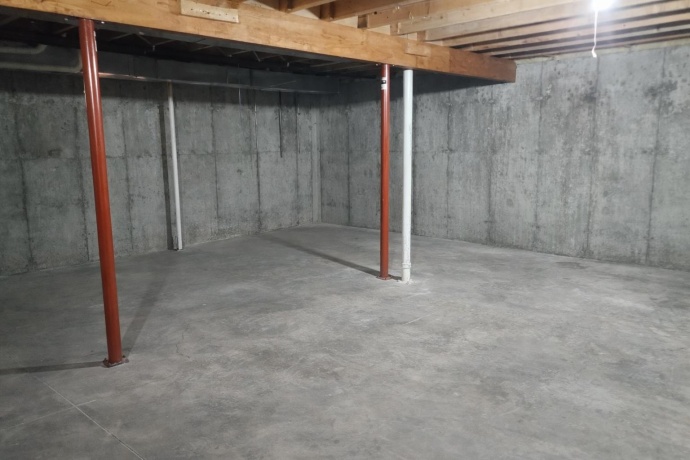 814 Cambridge, ROCKFORD, Illinois 61102, 3 Bedrooms Bedrooms, ,1 BathroomBathrooms,House,For Sale,Cambridge,202600781