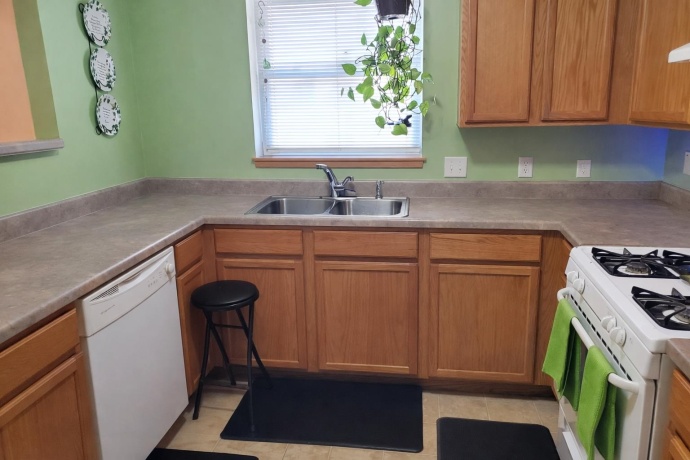 814 Cambridge, ROCKFORD, Illinois 61102, 3 Bedrooms Bedrooms, ,1 BathroomBathrooms,House,For Sale,Cambridge,202600781