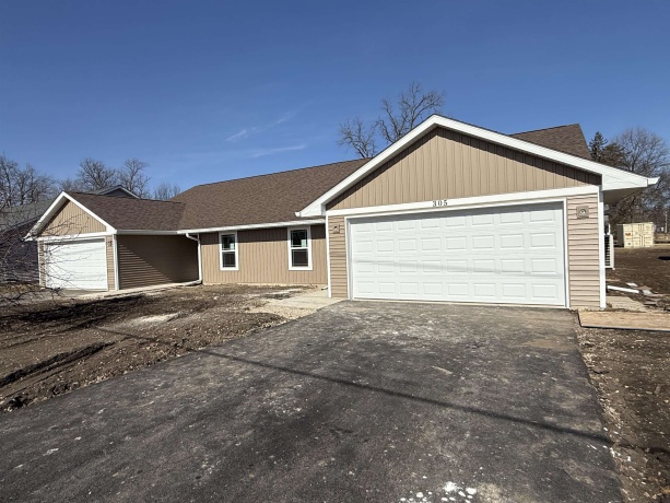 305 South, DURAND, Illinois 61024, 2 Bedrooms Bedrooms, ,2 BathroomsBathrooms,Condominium,For Sale,South,202601211