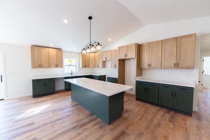 542 Heritage, STILLMAN VALLEY, Illinois 61084, 4 Bedrooms Bedrooms, ,3 BathroomsBathrooms,House,For Sale,Heritage,202601218