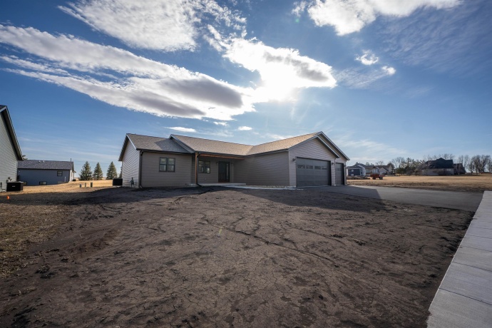 542 Heritage, STILLMAN VALLEY, Illinois 61084, 4 Bedrooms Bedrooms, ,3 BathroomsBathrooms,House,For Sale,Heritage,202601218