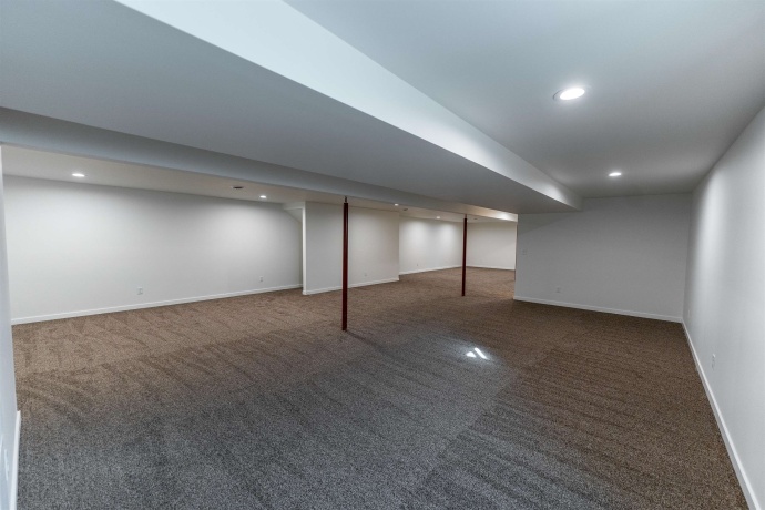 542 Heritage, STILLMAN VALLEY, Illinois 61084, 4 Bedrooms Bedrooms, ,3 BathroomsBathrooms,House,For Sale,Heritage,202601218