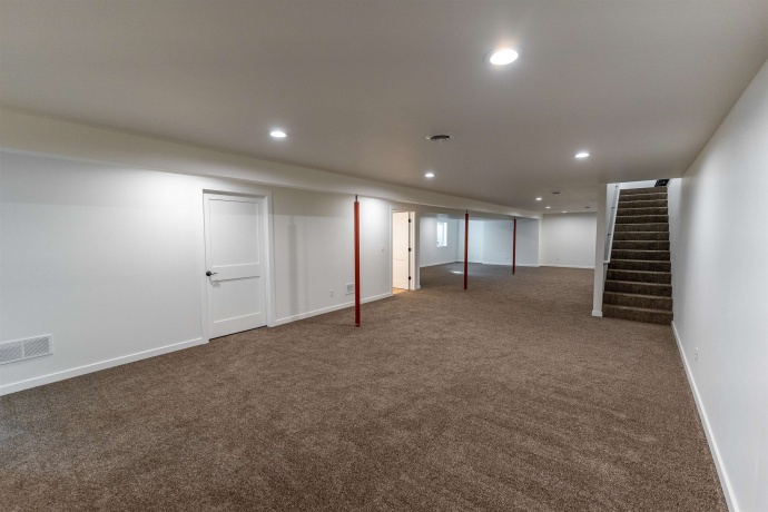 542 Heritage, STILLMAN VALLEY, Illinois 61084, 4 Bedrooms Bedrooms, ,3 BathroomsBathrooms,House,For Sale,Heritage,202601218