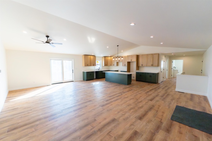 542 Heritage, STILLMAN VALLEY, Illinois 61084, 4 Bedrooms Bedrooms, ,3 BathroomsBathrooms,House,For Sale,Heritage,202601218