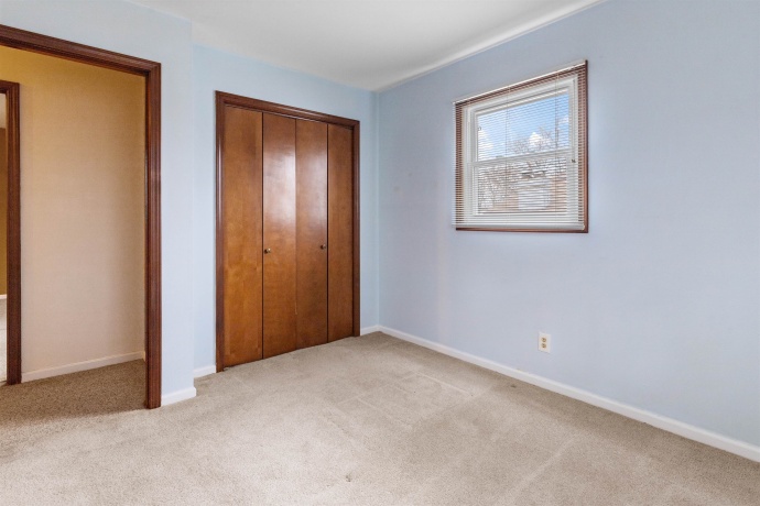 1726 Williamsbug, ROCKFORD, Illinois 61107, 4 Bedrooms Bedrooms, ,2 BathroomsBathrooms,House,For Sale,Williamsbug,202601219