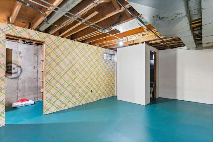 1726 Williamsbug, ROCKFORD, Illinois 61107, 4 Bedrooms Bedrooms, ,2 BathroomsBathrooms,House,For Sale,Williamsbug,202601219