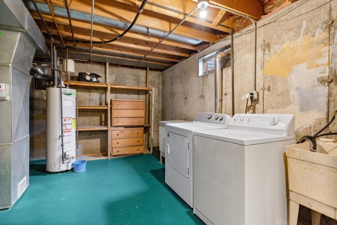 1726 Williamsbug, ROCKFORD, Illinois 61107, 4 Bedrooms Bedrooms, ,2 BathroomsBathrooms,House,For Sale,Williamsbug,202601219