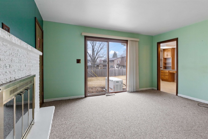 1726 Williamsbug, ROCKFORD, Illinois 61107, 4 Bedrooms Bedrooms, ,2 BathroomsBathrooms,House,For Sale,Williamsbug,202601219