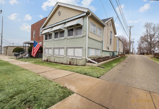 314 Olive, ROCKFORD, Illinois 61107, 2 Bedrooms Bedrooms, ,1 BathroomBathrooms,House,For Sale,Olive,202601222