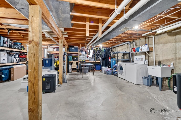 1898 Delmar, FREEPORT, Illinois 61032, 4 Bedrooms Bedrooms, ,3 BathroomsBathrooms,House,For Sale,Delmar,202601223