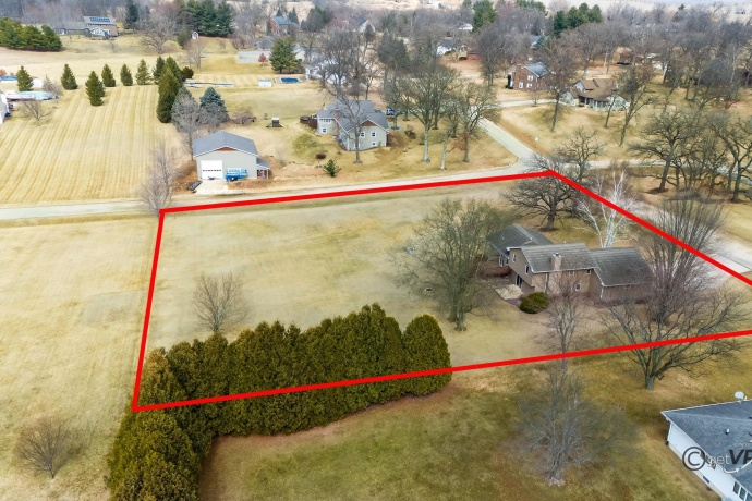 1898 Delmar, FREEPORT, Illinois 61032, 4 Bedrooms Bedrooms, ,3 BathroomsBathrooms,House,For Sale,Delmar,202601223