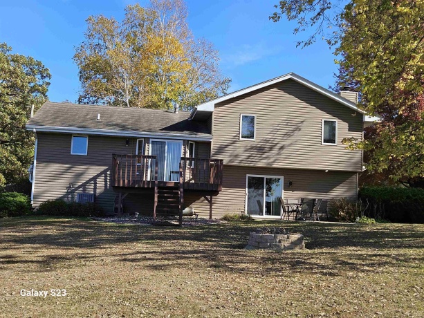 1898 Delmar, FREEPORT, Illinois 61032, 4 Bedrooms Bedrooms, ,3 BathroomsBathrooms,House,For Sale,Delmar,202601223