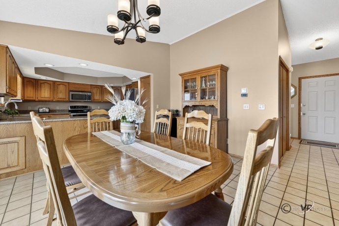 1898 Delmar, FREEPORT, Illinois 61032, 4 Bedrooms Bedrooms, ,3 BathroomsBathrooms,House,For Sale,Delmar,202601223