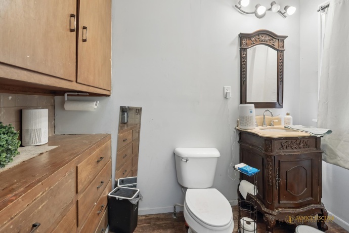 1926 Cumberland, ROCKFORD, Illinois 61103, 4 Bedrooms Bedrooms, ,1 BathroomBathrooms,House,For Sale,Cumberland,202601225