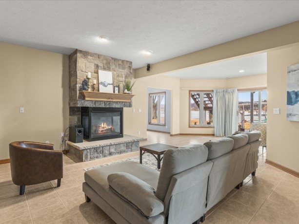 870 Breckenboro, LAKE SUMMERSET, Illinois 61019, 4 Bedrooms Bedrooms, ,3 BathroomsBathrooms,House,For Sale,Breckenboro,202601226