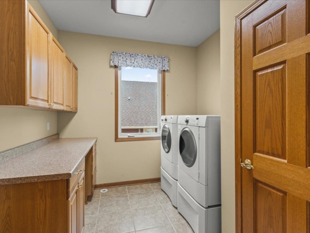 870 Breckenboro, LAKE SUMMERSET, Illinois 61019, 4 Bedrooms Bedrooms, ,3 BathroomsBathrooms,House,For Sale,Breckenboro,202601226