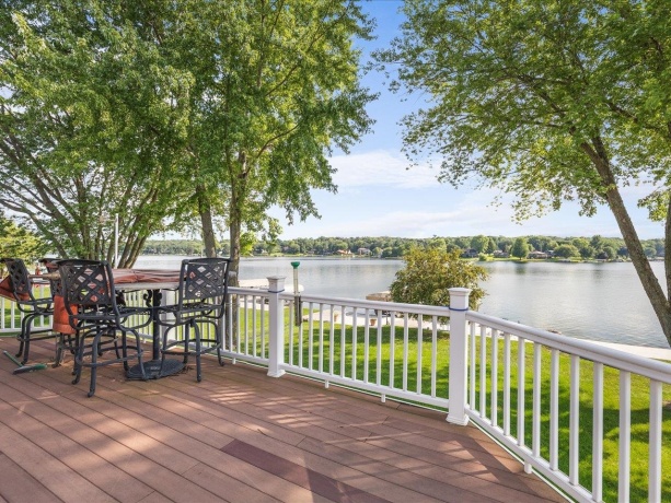 870 Breckenboro, LAKE SUMMERSET, Illinois 61019, 4 Bedrooms Bedrooms, ,3 BathroomsBathrooms,House,For Sale,Breckenboro,202601226