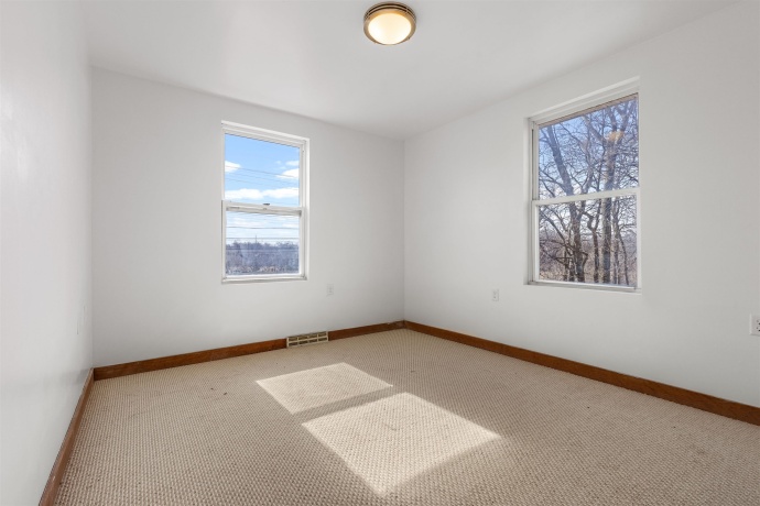 535 South, ROCKFORD, Illinois 61109, 4 Bedrooms Bedrooms, ,2 BathroomsBathrooms,House,For Sale,South,202601227