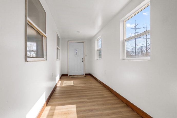 535 South, ROCKFORD, Illinois 61109, 4 Bedrooms Bedrooms, ,2 BathroomsBathrooms,House,For Sale,South,202601227