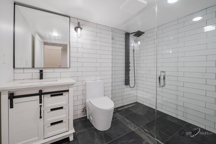 9109 Hanover Hill Road, HANOVER, Illinois 61041, 4 Bedrooms Bedrooms, ,3 BathroomsBathrooms,House,For Sale,Hanover Hill Road,202601228