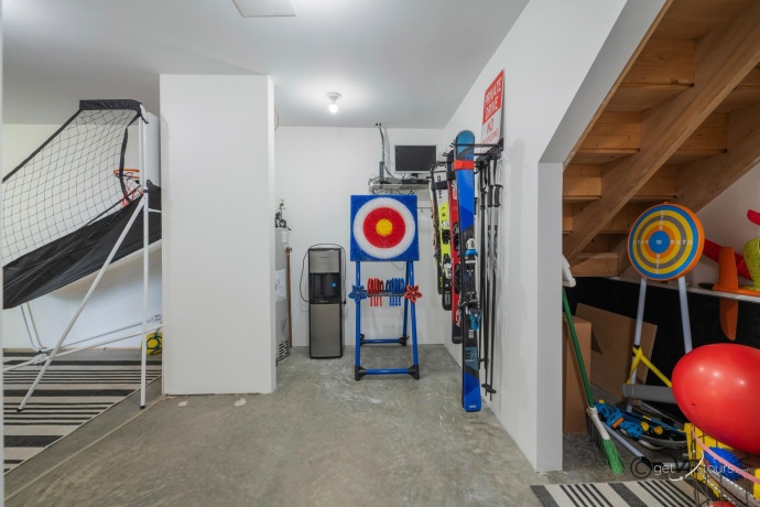 9109 Hanover Hill Road, HANOVER, Illinois 61041, 4 Bedrooms Bedrooms, ,3 BathroomsBathrooms,House,For Sale,Hanover Hill Road,202601228