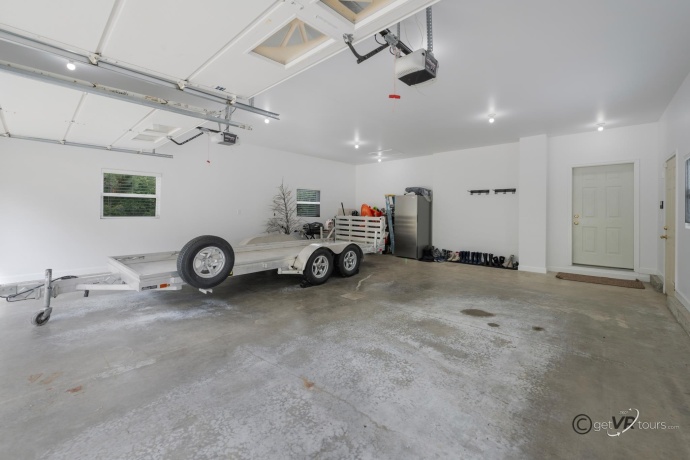 9109 Hanover Hill Road, HANOVER, Illinois 61041, 4 Bedrooms Bedrooms, ,3 BathroomsBathrooms,House,For Sale,Hanover Hill Road,202601228